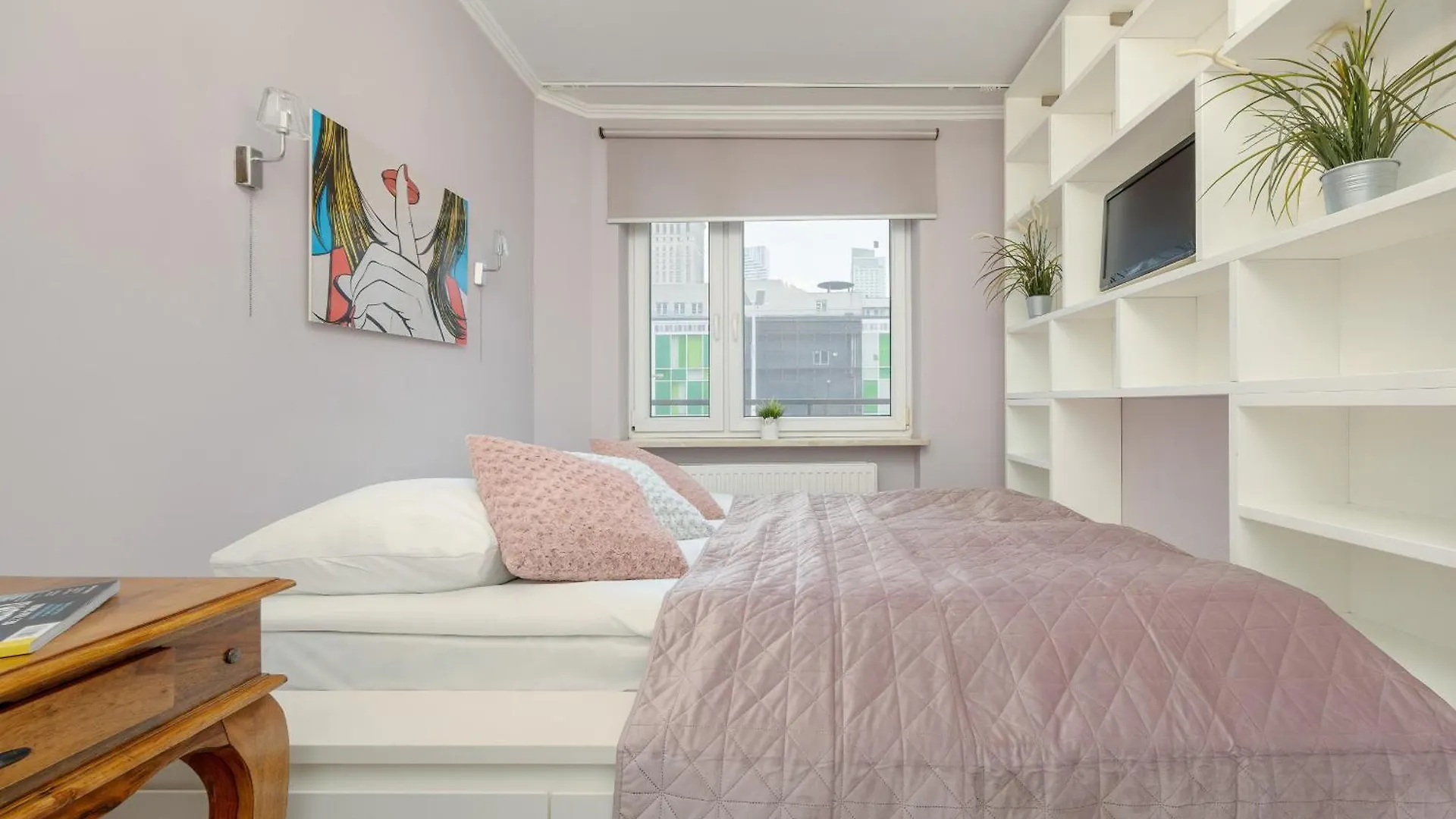 Central Warsaw Apartment Near Metro Swietokrzyska By Noclegi Renters 0*,  Poland